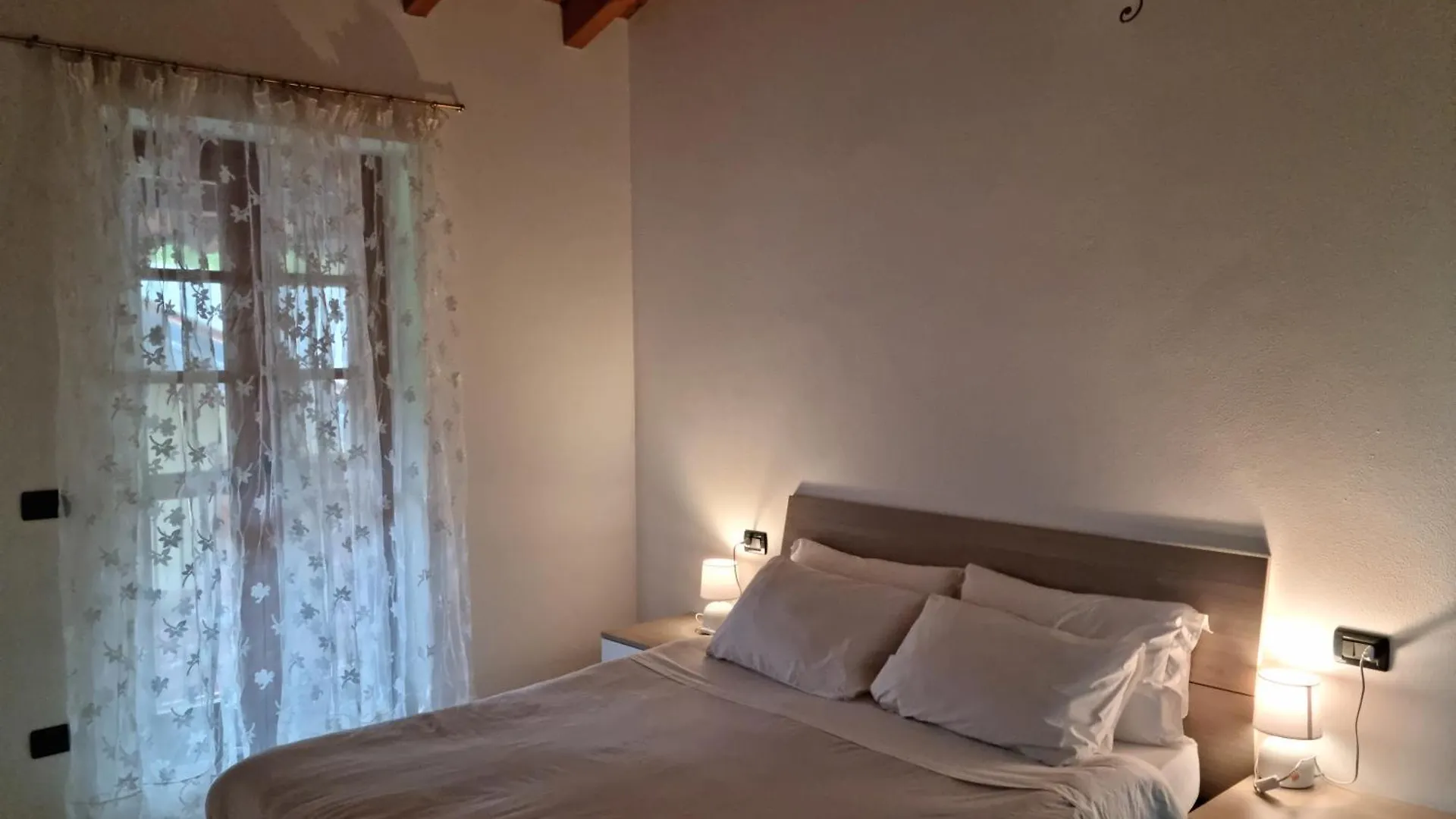 بيت للعطل Agriturismo Pastorelli Osmate إيطاليا